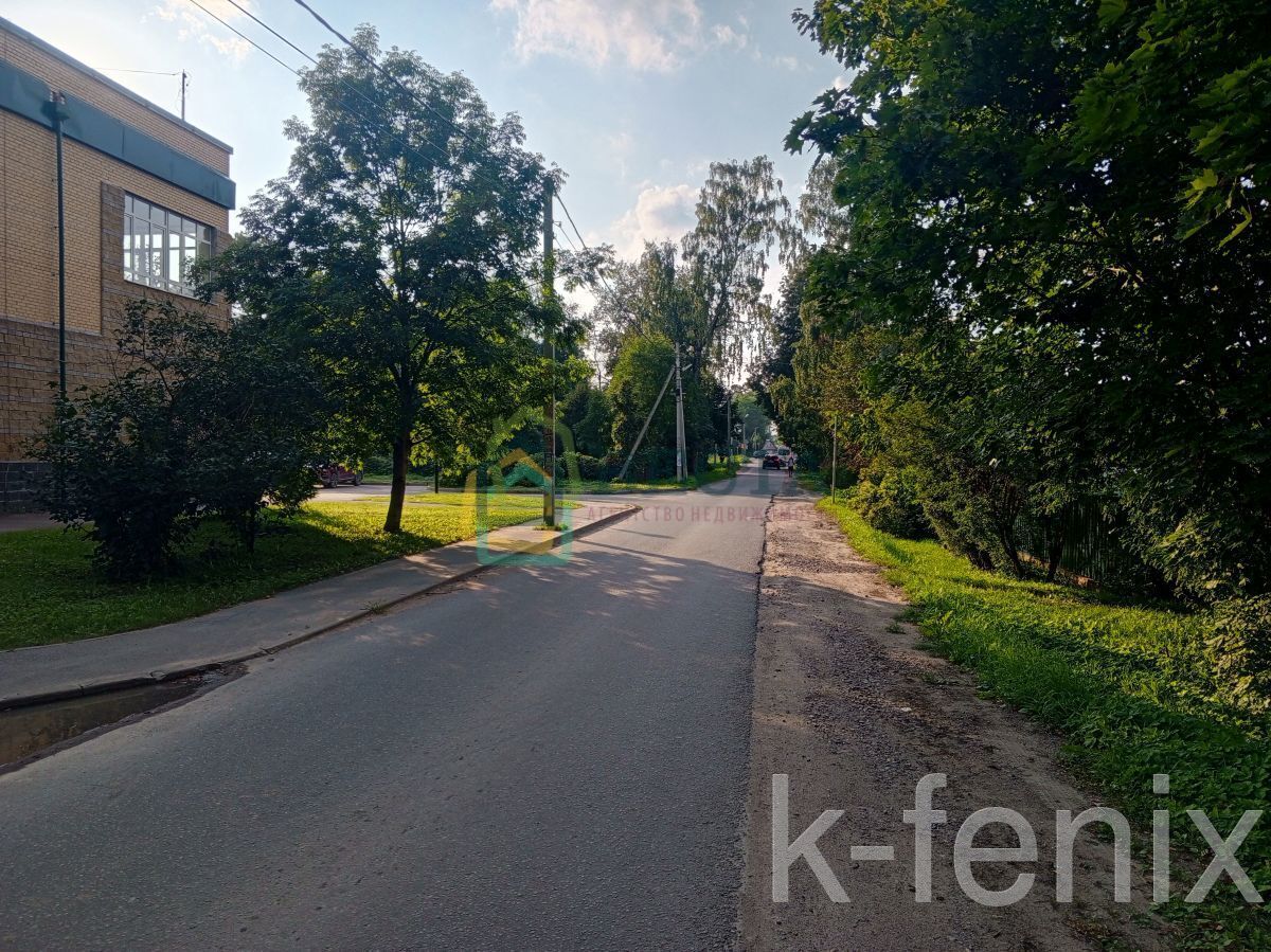 земли коммерческого назначения 1506 метров, участок 15 сот